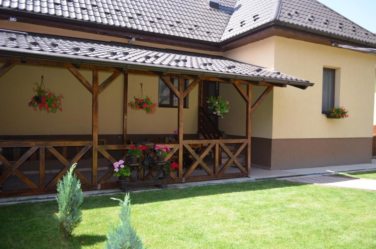 Casa Pricas Villa Moieciu de Jos Exterior photo