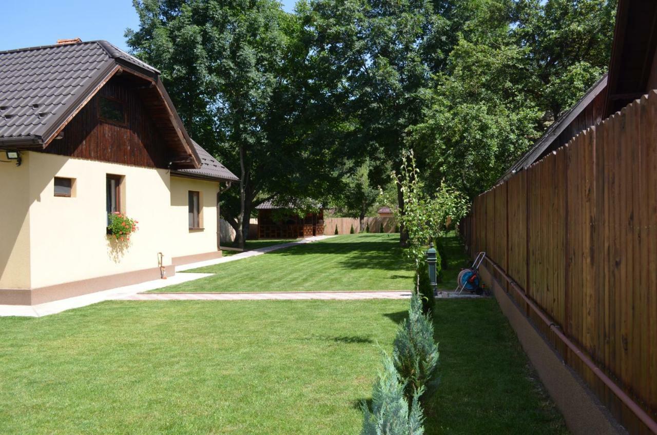 Casa Pricas Villa Moieciu de Jos Exterior photo
